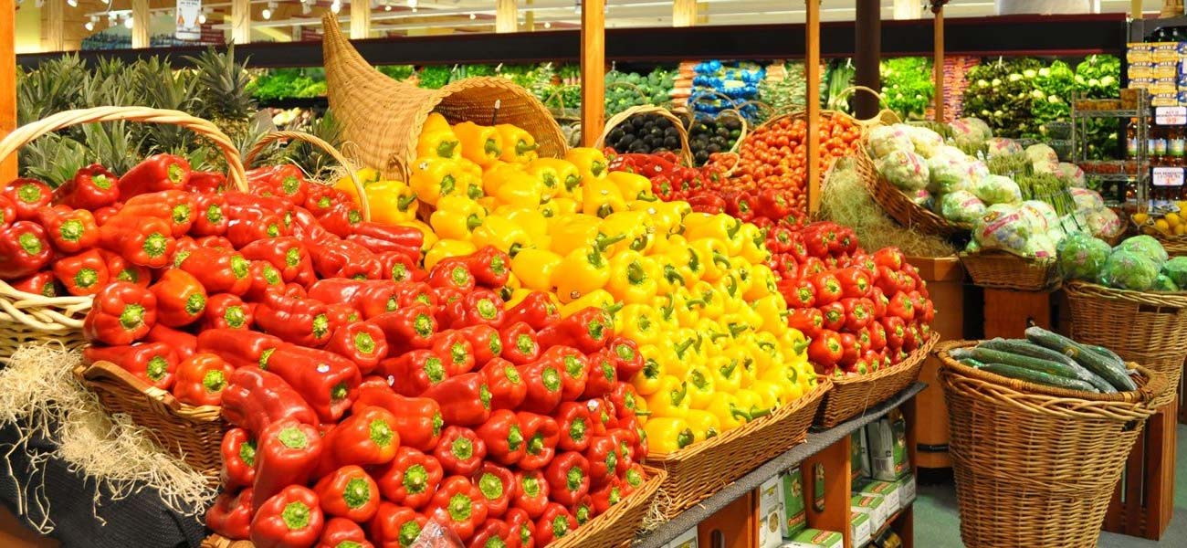 Produce Department Uncle Giuseppe's Marketplace